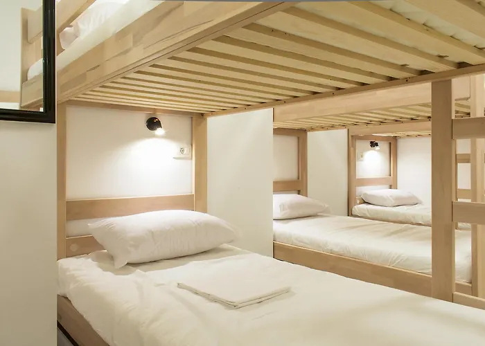 Auberge de jeunesse Gravitas *