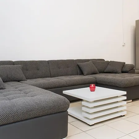 Gravitas Hostel Split